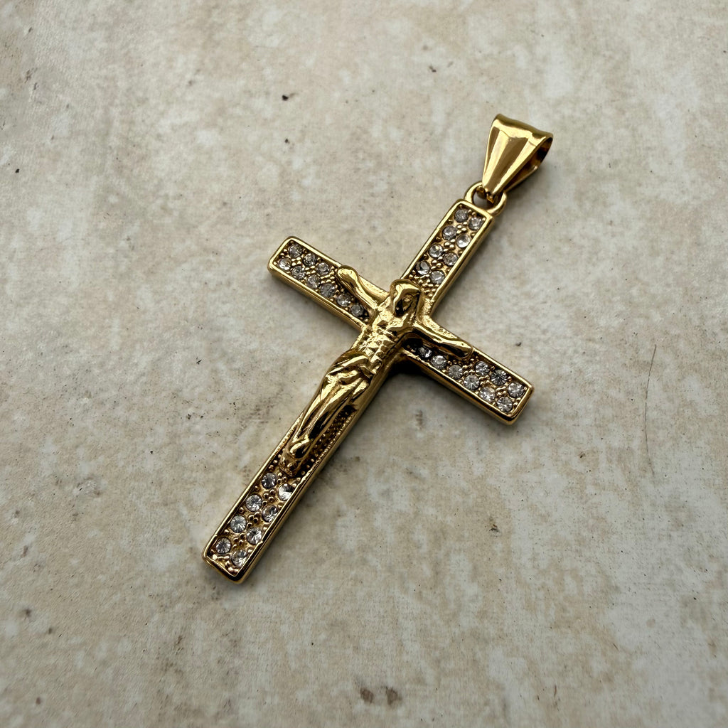 Dije Cristo Con Piedras