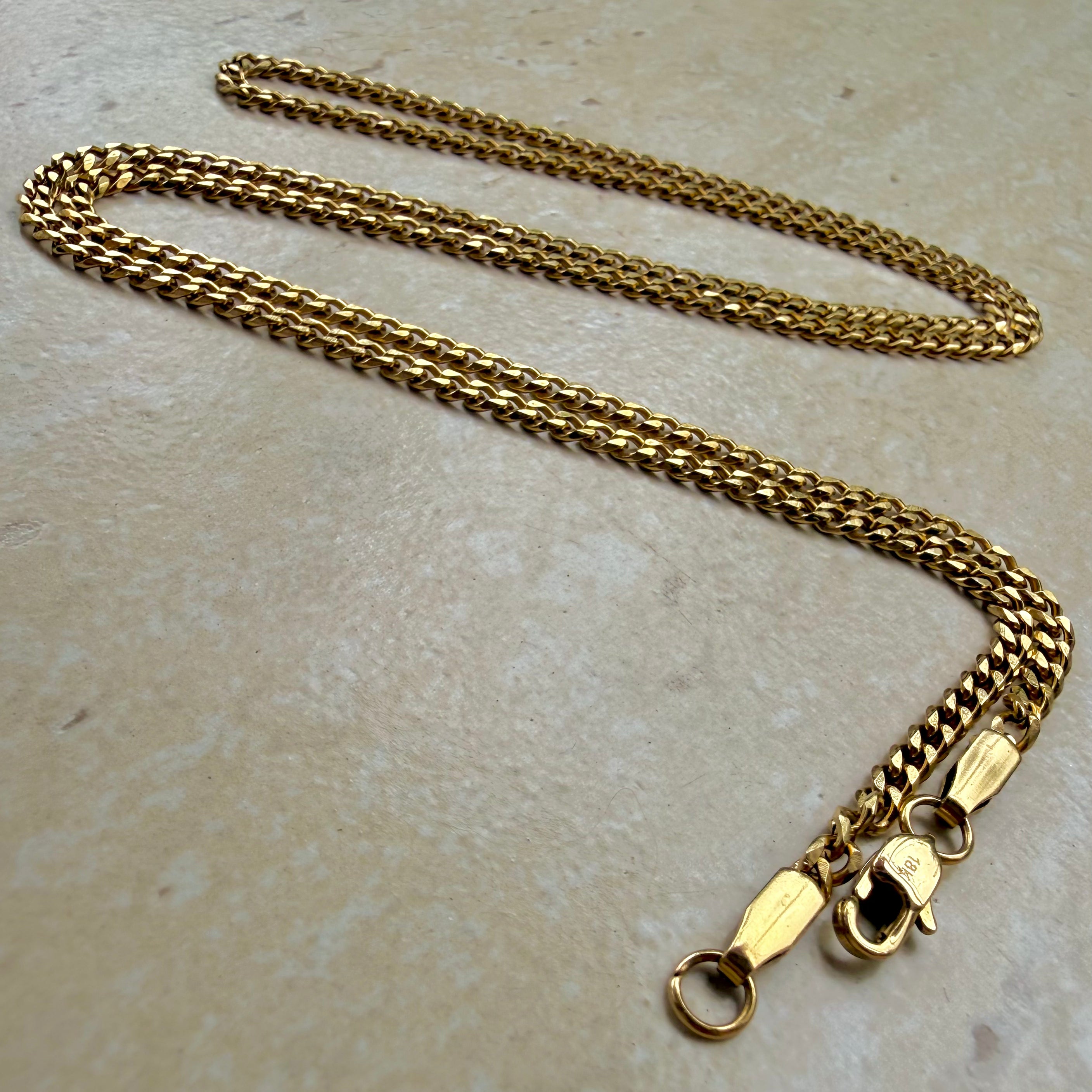 Cadena Cubana Hombre